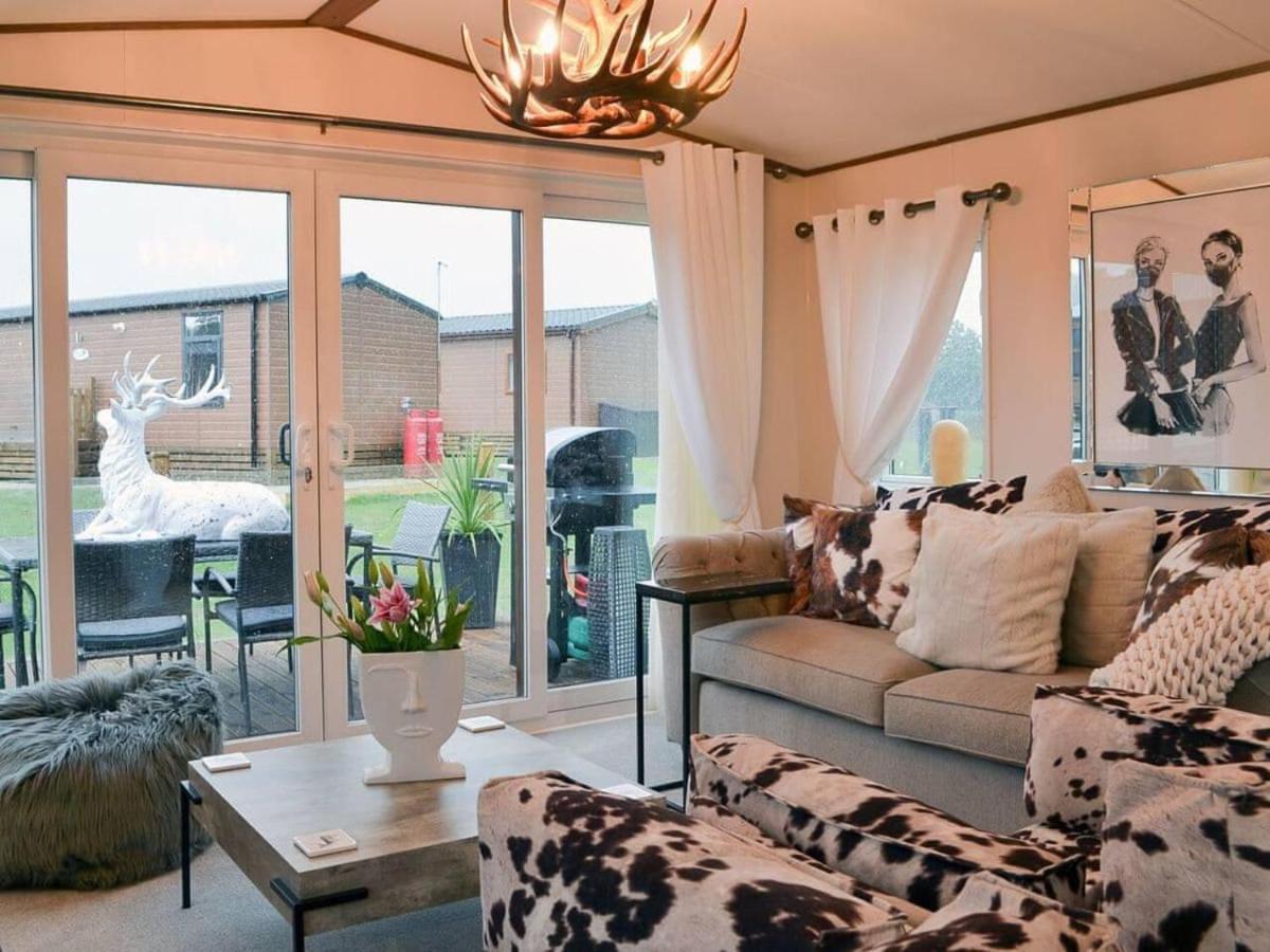 Luxury Boutique Style Lodge With Hot Tub Bridlington Zewnętrze zdjęcie