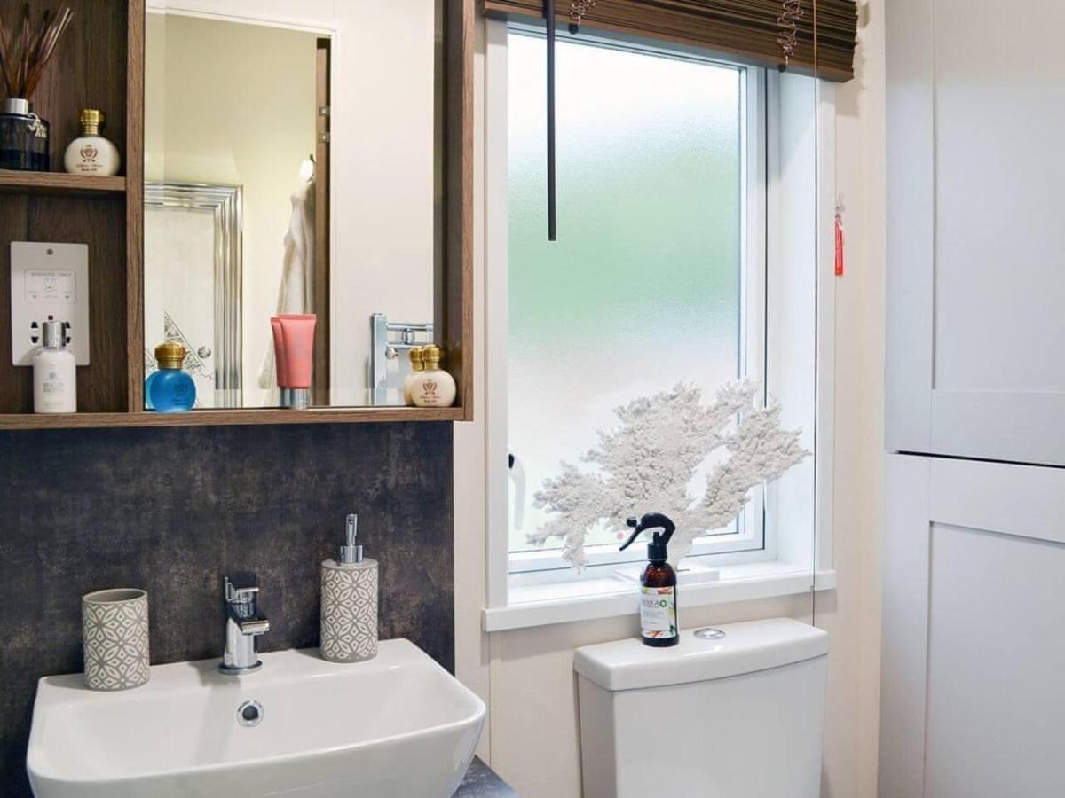 Luxury Boutique Style Lodge With Hot Tub Bridlington Zewnętrze zdjęcie