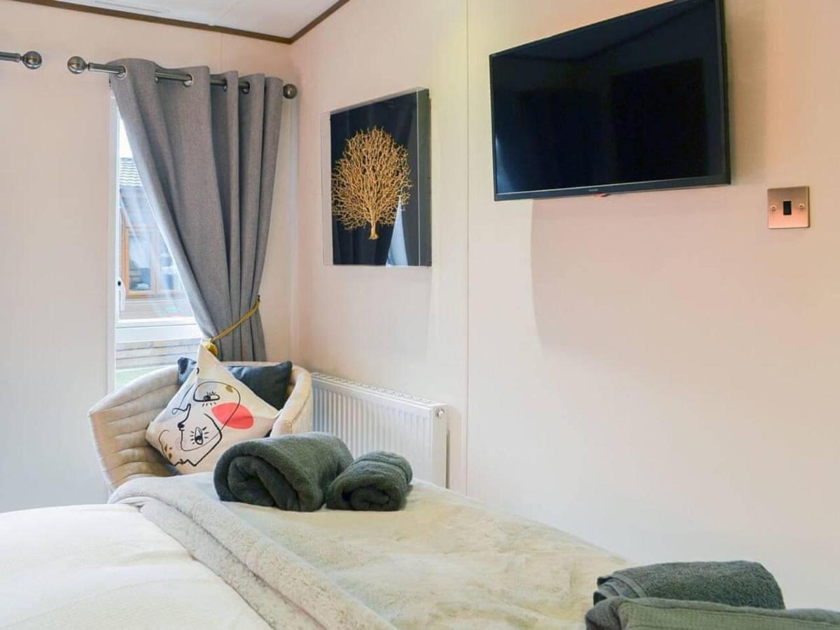 Luxury Boutique Style Lodge With Hot Tub Bridlington Zewnętrze zdjęcie